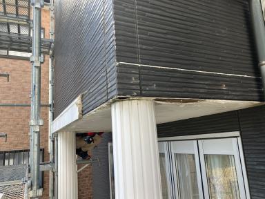 現場施工ブログ　バルコニー軒天の雨漏り改修工事～原因と改善方法