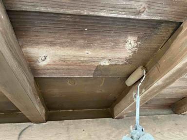 和風住宅の木部軒天を耐久仕上げ　ガードラックアクアによる保護塗装