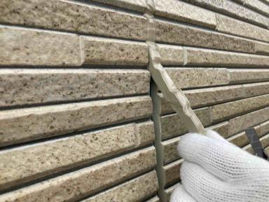 現場施工ブログ　外壁シーリング打ち替え工事の施工手順